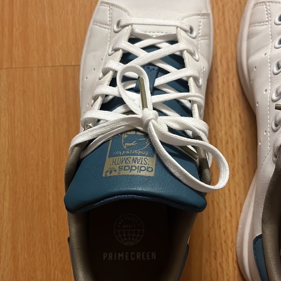 Adidas Stan Smith in White/Blue - Picture 5 of 6